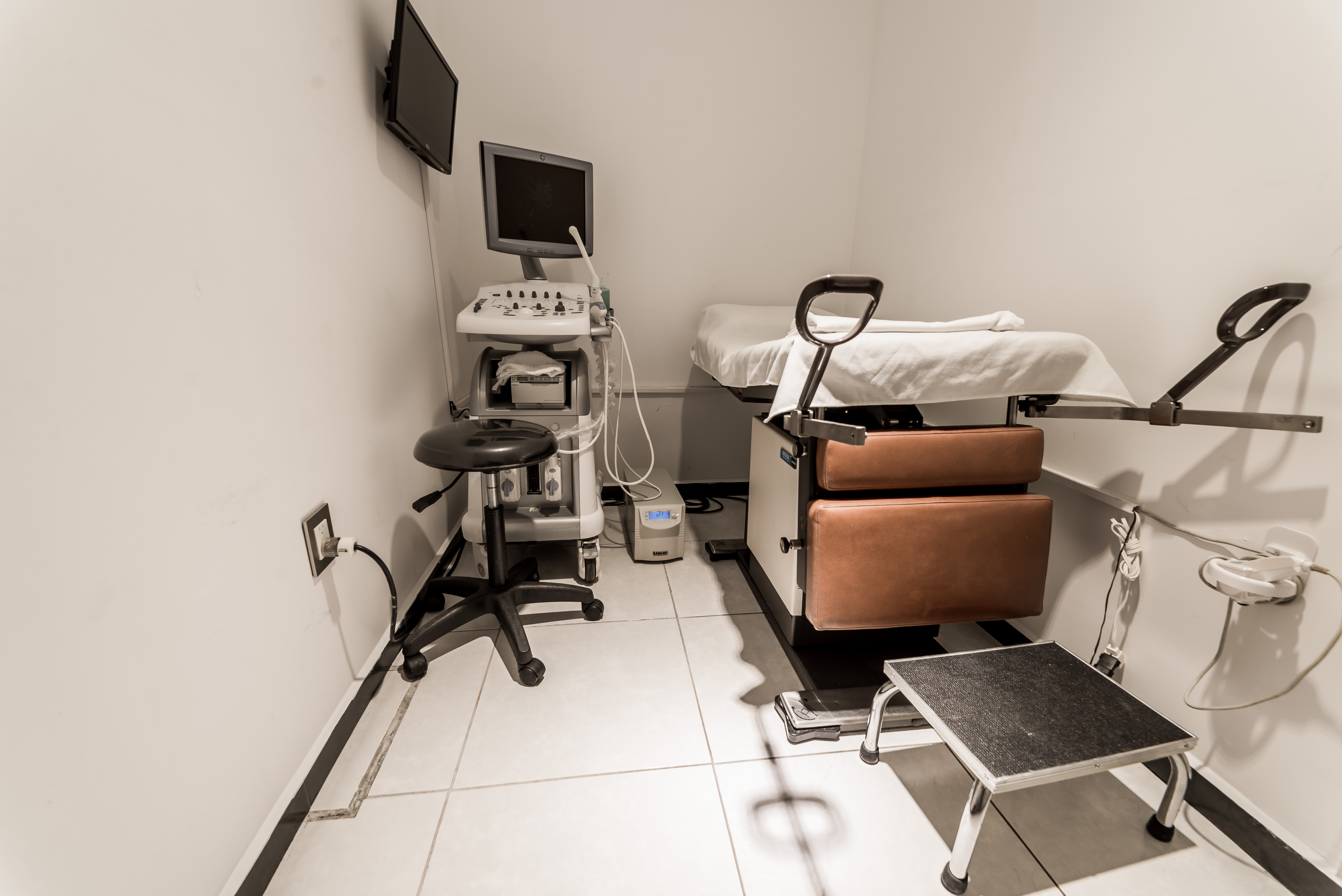 Equipamiento clínica 